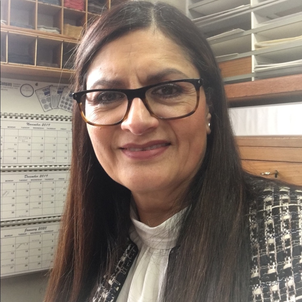 Meet your Posher, Hilda